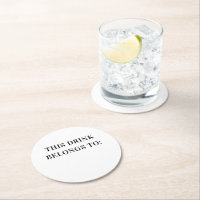 Deze drink behoort toe. Zwart wit eenvoudig huweli