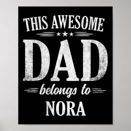 Deze geweldige vader is van Nora Vaderdag Verjaard Poster (Voorkant)