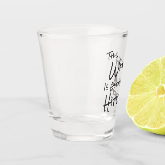 Deze heks krijgt gehitte bril. shot glas (Links)