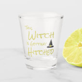 Deze heks wordt gehitst shot glas (Voorkant)