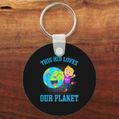 Deze jongen houdt van onze planeet _1 sleutelhanger (Voorkant)