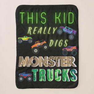 Deze jongen is echt gek op monstertrucks sherpa deken