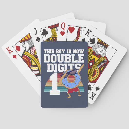 Deze jongen is nu 2 cijfers grappige 10e verjaarda pokerkaarten (Achterkant)