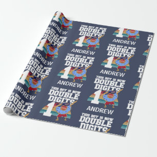 Deze Jongen is Nu Dubbele Cijfers Grappig 10e Verj Cadeaupapier