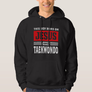 Deze jongen loopt op Jezus en Taekwondo Christen Hoodie