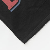 Deze kinderloze hondendame stemt Kamala Harris 20 Fleece Deken (Hoek)