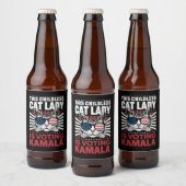 Deze kinderloze kattendame stemt Kamala 2024 Bier Etiket (Flessen)