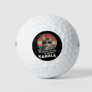 Deze kinderloze kattendame stemt Kamala Golfballen