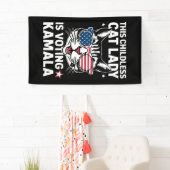 Deze kinderloze kattendame stemt Kamala-verkiezing Spandoek (Insitu)