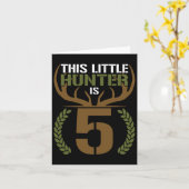 Deze kleine jager is 5 jaar oud 5e verjaardag Dee Kaart (Gele Bloem)