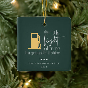 Deze kleine lichte, grappige gaskerst keramisch ornament