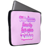Deze koningin leeft volgens haar eigen regels Elec Laptop Sleeve (Voorkant Rechts)