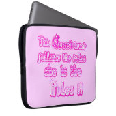 Deze koningin volgt nooit de regels van Electronic Laptop Sleeve (Voorkant Rechts)