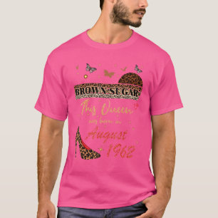 Deze koningin werd geboren in augustus 1962 bruine t-shirt