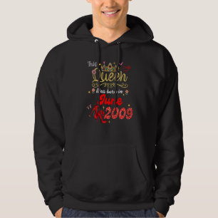 Deze koningin werd geboren in juni 2009 June Birth Hoodie