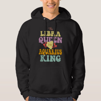 DEZE LIBRA KONINGIN VERLIEZT HAAR AQUARIUS KONING HOODIE