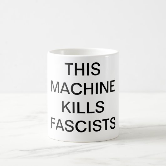 DEZE MACHINE DOET FASCISTEN Mok (Center)