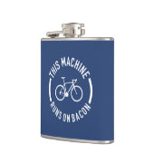 Deze machine draait op Bacon Heupfles (Links)