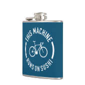 Deze machine draait op een sushi fiets heupfles (Links)