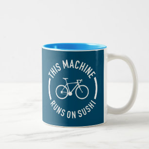 Deze machine draait op een sushi fiets tweekleurige koffiemok