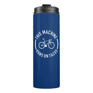 Deze machine draait op taco's thermosbeker