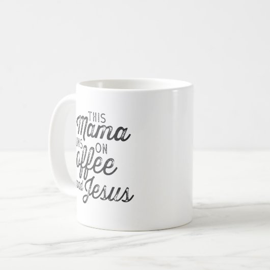 Deze mama loopt op koffie en Jezus Koffiemok (Voorkant links)