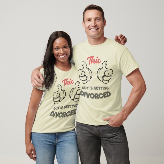 Deze man gaat scheiden t-shirt (Unisex)