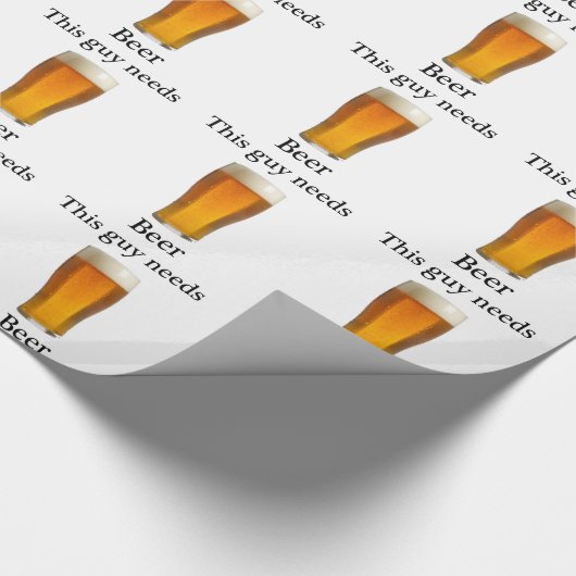 Deze man heeft bier nodig cadeaupapier (Hoek)