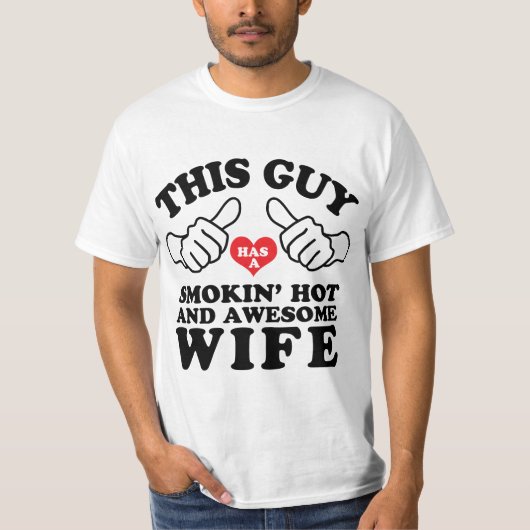 Deze man heeft een Geweldige vrouw met een servet T-shirt (Voorkant)