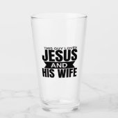 Deze man houdt van Jezus en zijn vrouw glas cup (Voorkant)