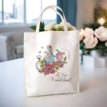 Deze manier om  sprookjesbruiloft te Wonderland Tote Bag<br><div class="desc">Het ontwerp kenmerkt een mengeling van onze eigen hand-getrokken originele floralen en kunstwerk. We hebben de iconische Alice in Wonderland illustraties met de hand hersteld door ze met de hand te schetsen en tot leven te brengen met prachtige waterverf ondertoon en ons eigen persoonlijke aanraking toe te voegen. Het ontwerp...</div>