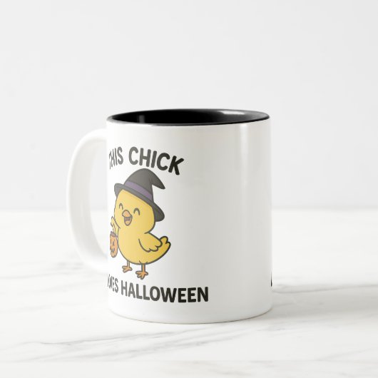 Deze meid houdt van Halloween Tweekleurige Koffiemok (Voorkant links)