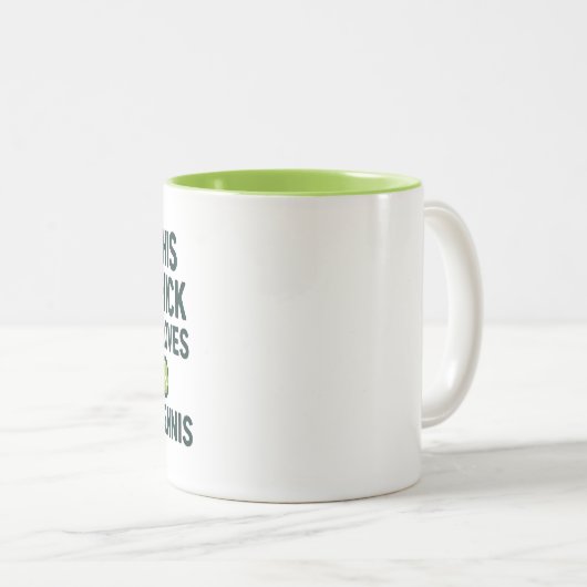 Deze meid houdt van Tennis Tweekleurige Koffiemok (Voorkant rechts)