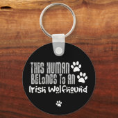 Deze mens behoort tot een Ierse Wolfhond Sleutelhanger (Voorkant)