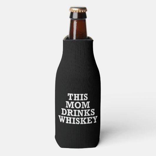 Deze moeder Drink whisky Flesjeskoeler (Fles Voorkant)