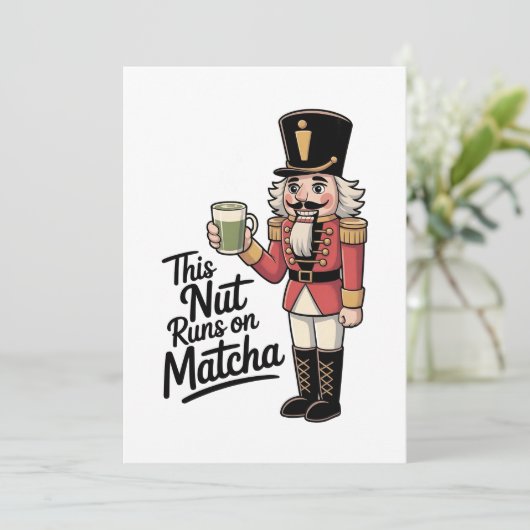 Deze moer draait op Matcha Christmas Nutcracker Aankondiging (Staand voorkant)