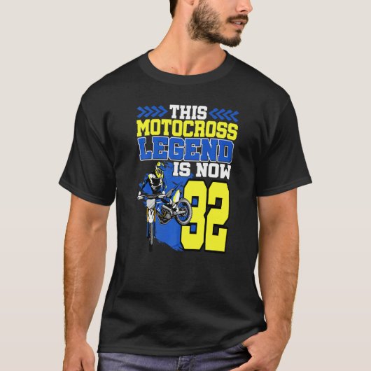 Deze Motocross legend is nu 32 motorfietsen 32e bi T-shirt (Voorkant)