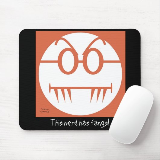 Deze nerd heeft fangs. muismat (Met muis)