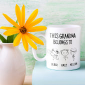 Deze oma behoort tot 3 | Funny Gift Mok