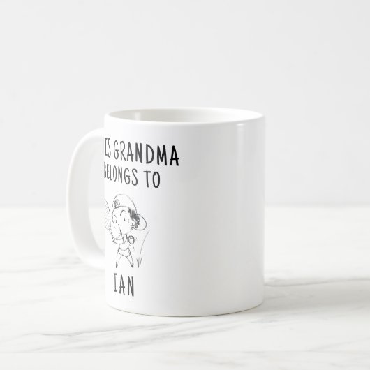 Deze oma behoort tot | Funny Gift Coffee Mok (Voorkant links)