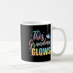 Deze oma gloeit kleurrijke jaren 80 90 gelukkige m koffiemok