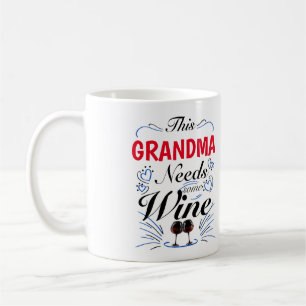 Deze oma heeft wat wijn nodig koffiemok