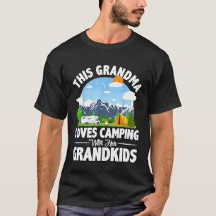 Deze oma houdt van kamperen met haar kleinkinderen t-shirt