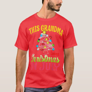 Deze oma houdt van Kerstmis in juli Flamingo T-shirt