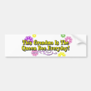 Deze oma is het alledaagse koningin-bijen-type bumpersticker