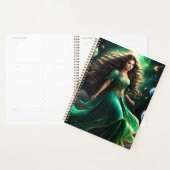 Deze opvallende vrouw heeft donker, golvend haar d planner (Display)