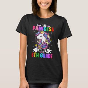 Deze prinses gaat naar de 6e graads Unicorn Magica T-shirt