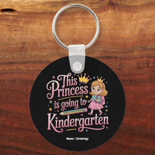 Deze prinses gaat naar de kleuterschool Schattige  Sleutelhanger (Voorkant)