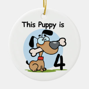 Deze Puppy 4e Verjaardag Tshirts en geschenken Keramisch Ornament