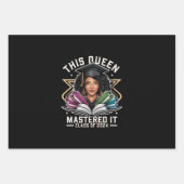 Deze Queen Meesterde het Klasse van 2024 Afstudere Inpakpapier Vel (Voorkant)